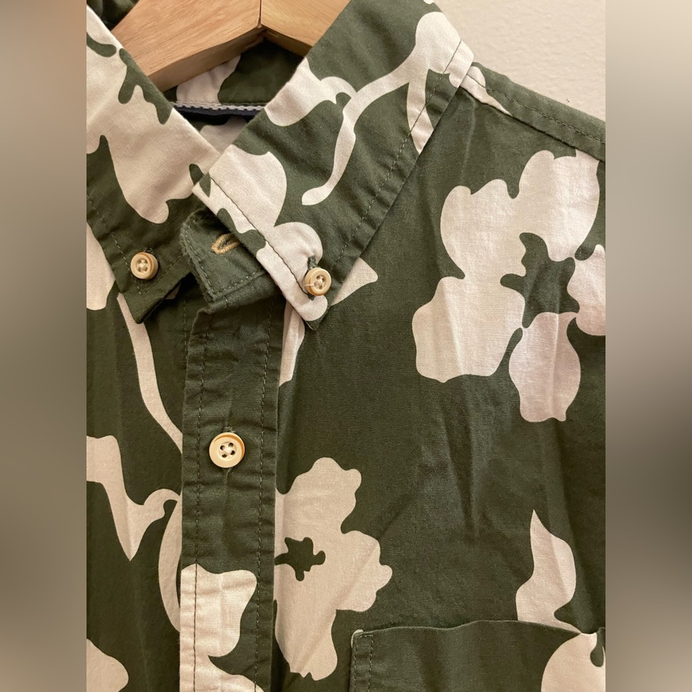 Surfside Supply Mens Short Sleeve Buttondown